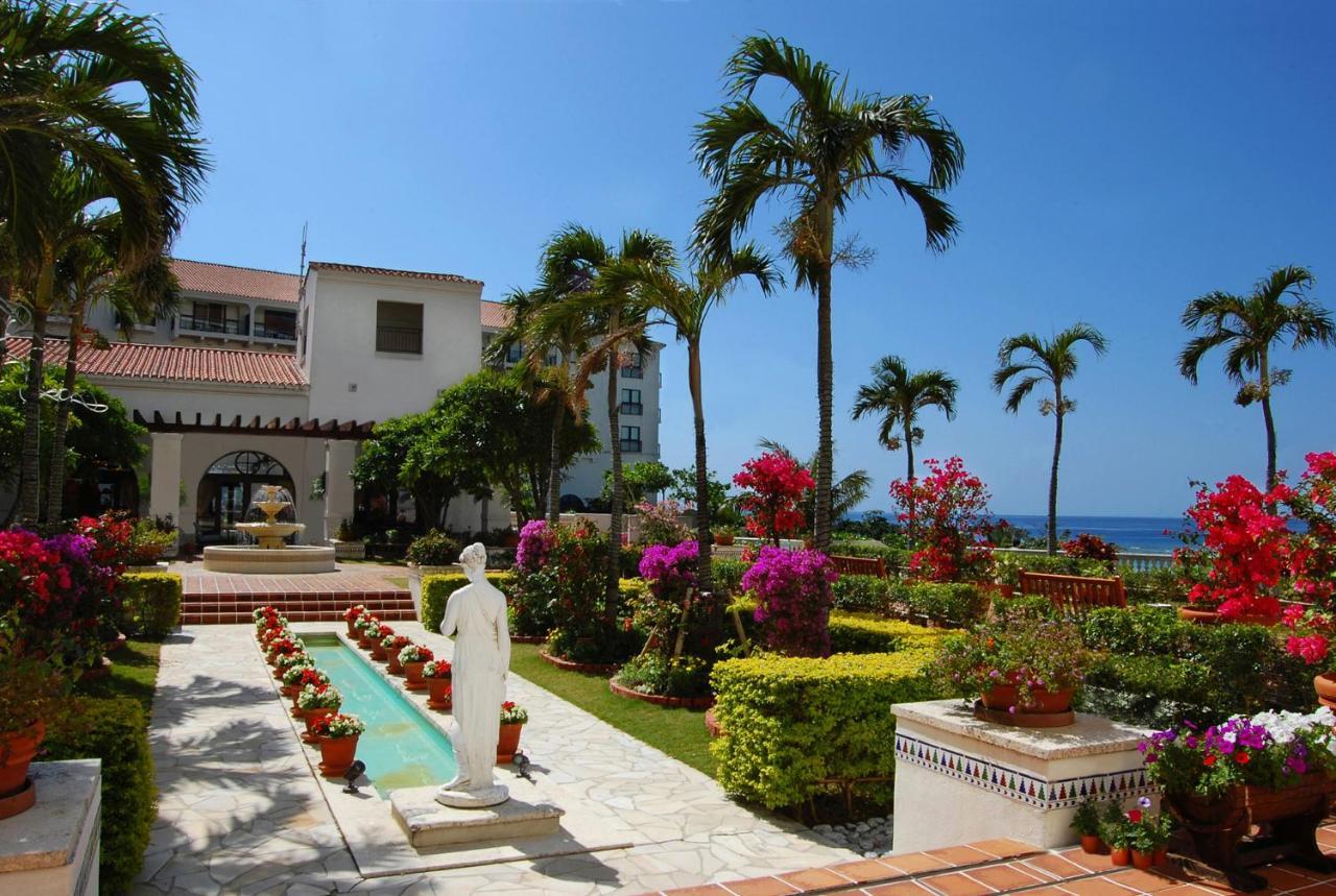 Hotel Nikko Alivila Йомітан Екстер'єр фото Boca Raton Resort